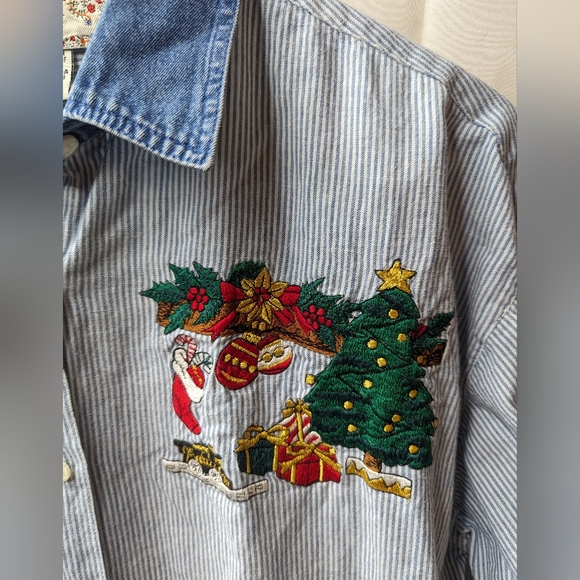 Vintage BSA Women Size Large Denim Embroidered Christmas Button Shirt Long Sleev - Picture 2 of 7